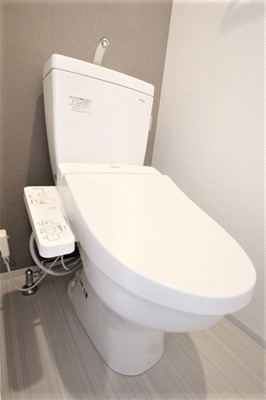 【トイレ】 | LIVIAZ NAMBA AIRY