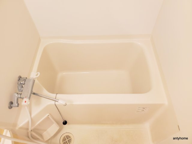 SERENiTE本町エコート　仲介手数料無料の浴室