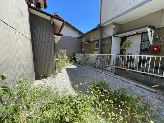 多賀1丁目戸建の庭