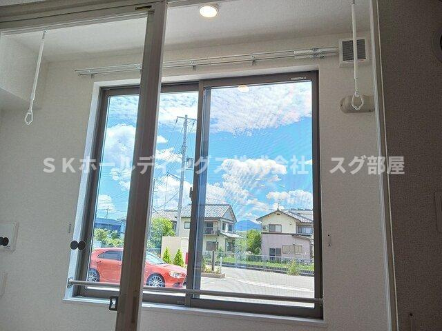 ホワイトストーク九日市の内装
