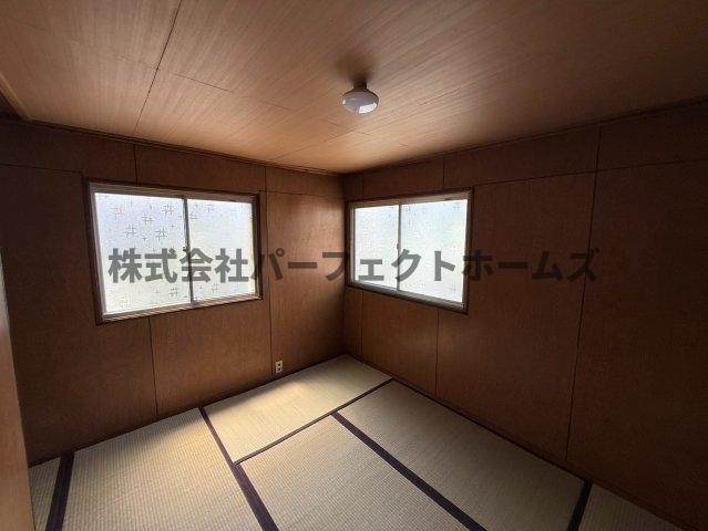 長栄寺戸建　賃貸の和室|和室がひろがる居住スペース