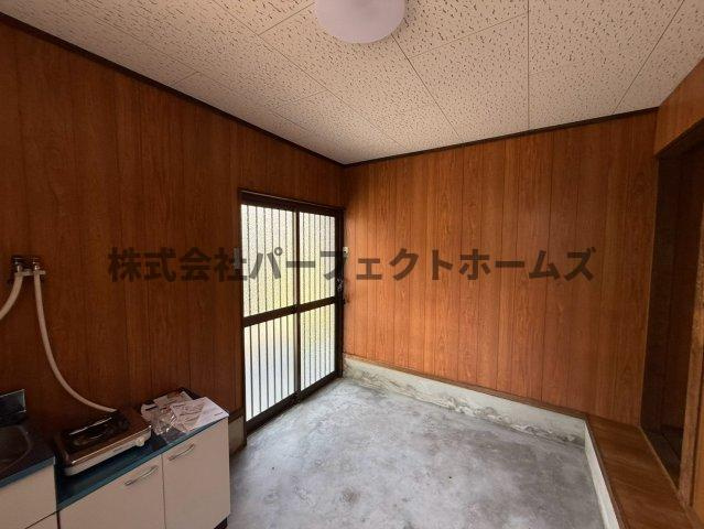 長栄寺戸建　賃貸の玄関|シンプルで使いやすい玄関です