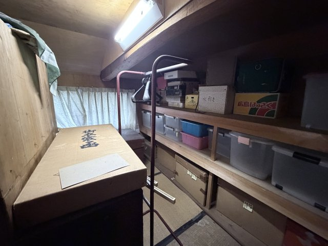 丹波市氷上町井中の中古一戸建の収納|納戸