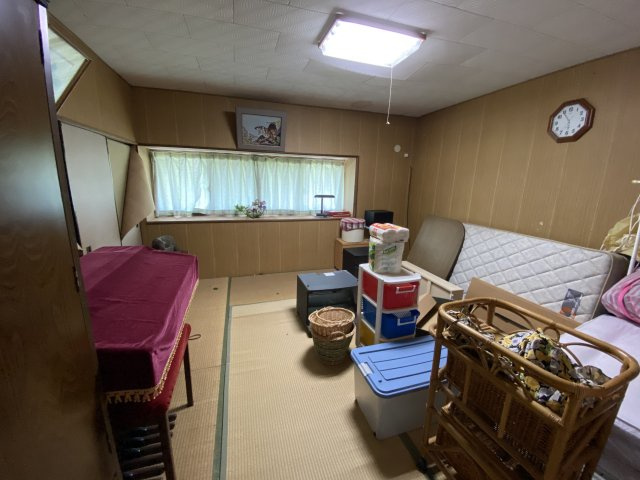 丹波市氷上町井中の中古一戸建の和室|離れ8帖