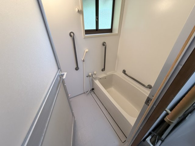 丹波市氷上町井中の中古一戸建の浴室