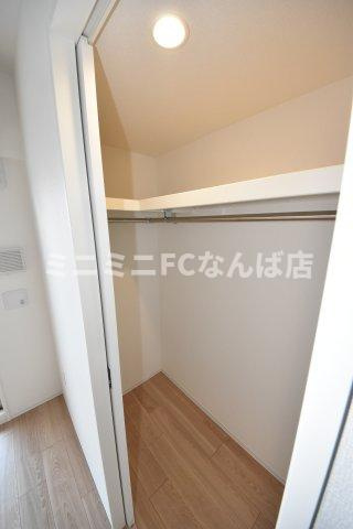 セレニテフラン谷町四丁目アリエの収納