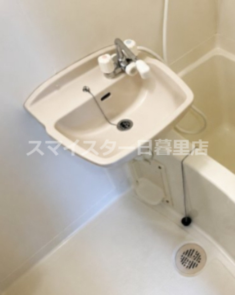 クレフラスト一之江の洗面所