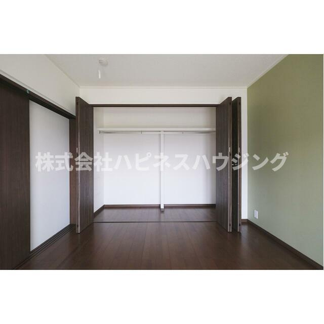 テレパレス柏てるて　南街区　１号棟の収納