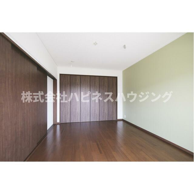 テレパレス柏てるて　南街区　１号棟の洋室