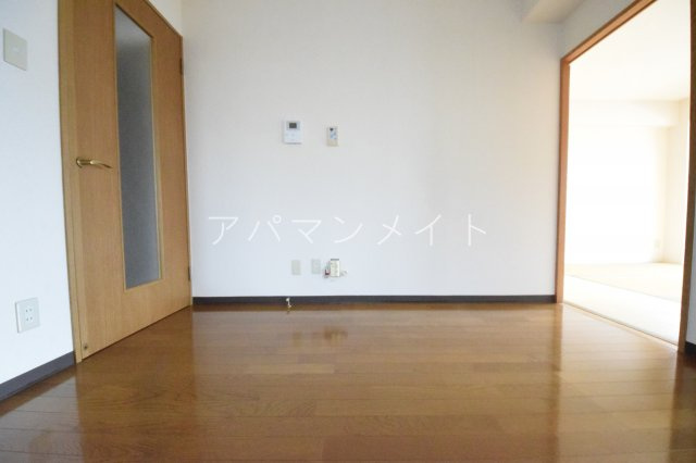 【居間・リビング】 | 戸塚周辺ならアパマンメイトへＬｅｔｓ Ｇｏ ！