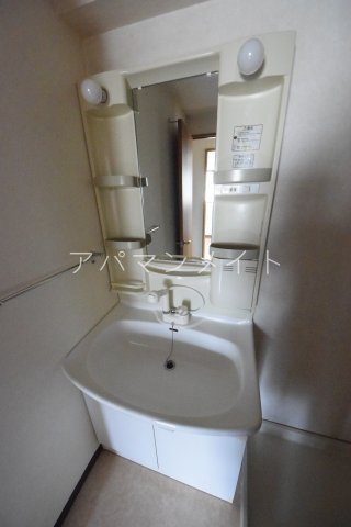 【洗面所】 | 忙しい朝には欠かせない洗面所です