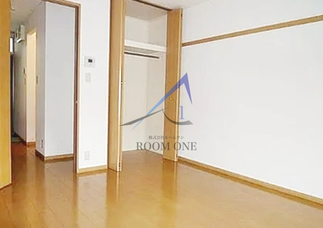 ソレイユ東山の居間・リビング|洋室のお部屋です。