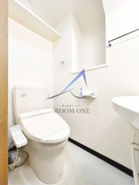 アイトー・ロワイヤル青横のトイレ|トイレです。