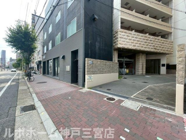 プレサンス三宮エレガンシアのエントランス