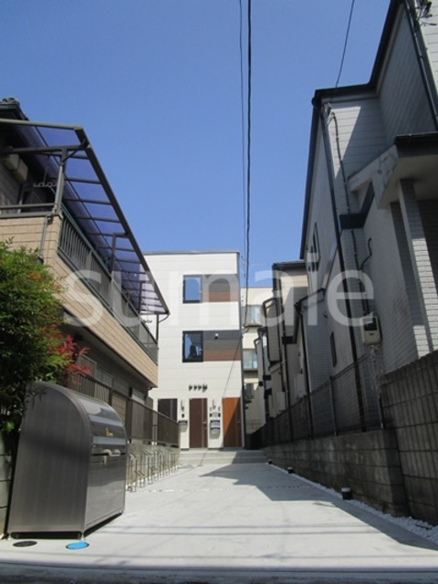 Ｇｌａｎｚ王子神谷の外観|建物入口です☆