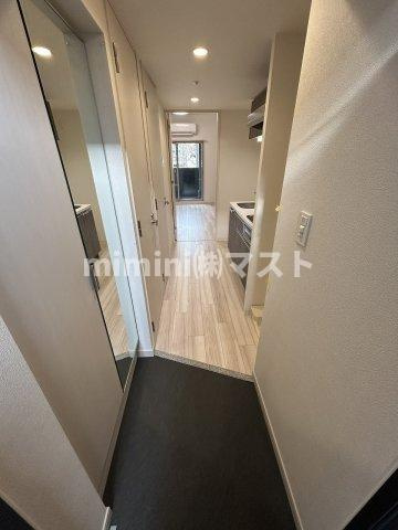 大阪市西区九条南１丁目の賃貸マンションの玄関