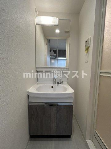 大阪市西区九条南１丁目の賃貸マンションの洗面所