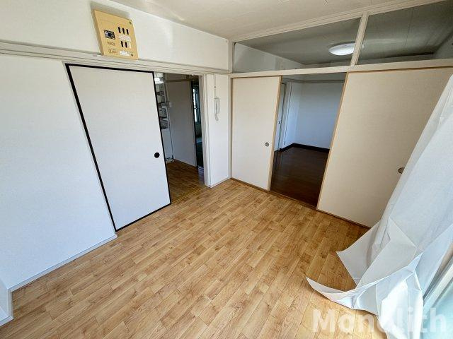 鶴山台49号棟の内装