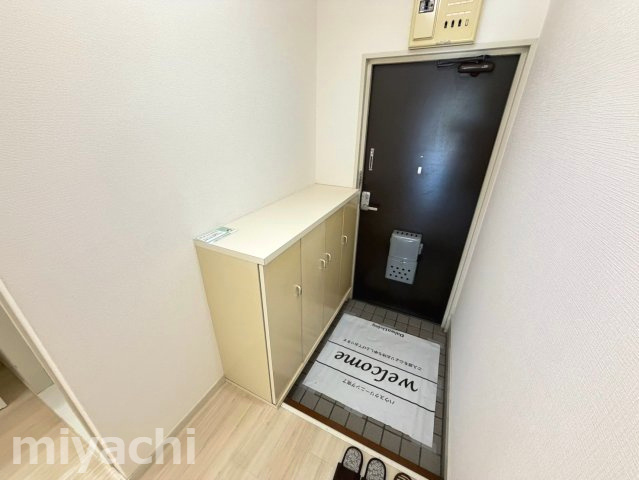 ハイツ高橋の玄関