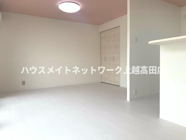 クオリティ加賀の居間・リビング|ＬＤＫ13.5帖