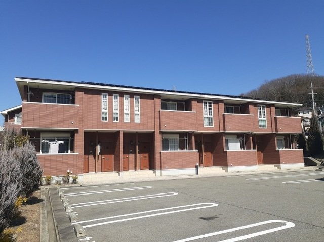 サンハイツ北六甲五番館の外観