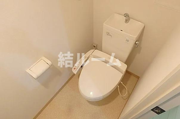 豊島区北大塚２丁目の賃貸マンションのトイレ