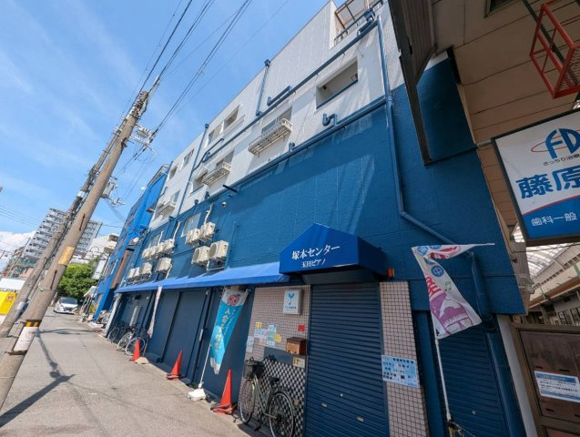 サンリバー塚本の外観
