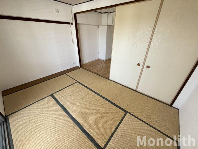 鶴山台1号棟の和室