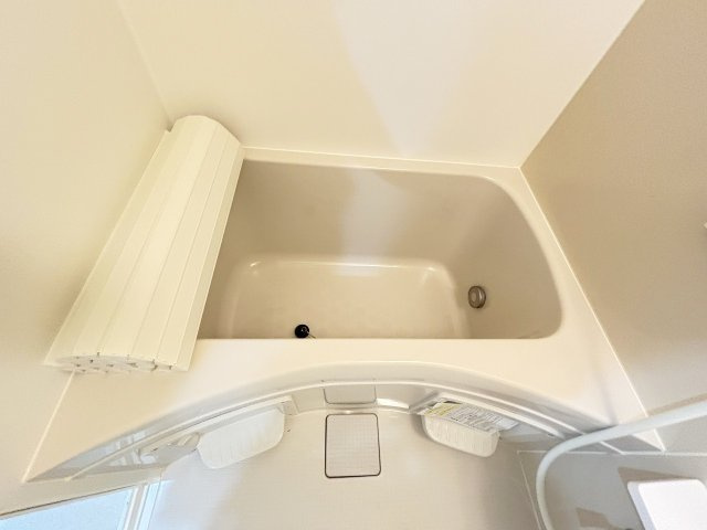 ヴェルメゾン三津屋中の浴室