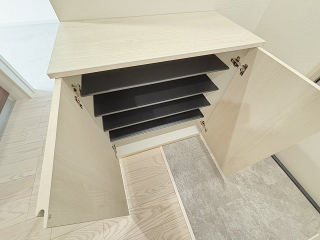ヴェルメゾン三津屋中の収納
