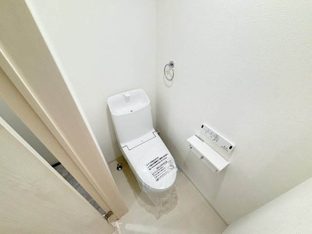 ヴェルメゾン三津屋中のトイレ