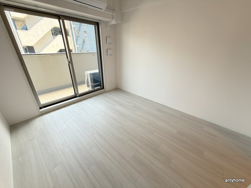 エスリード大阪セレスティア　仲介手数料無料の寝室