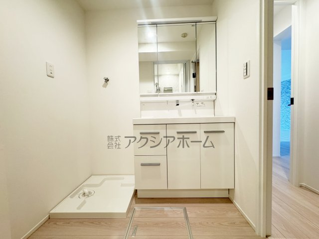 ザ・ステイツ所沢アルカディアンの独立洗面台