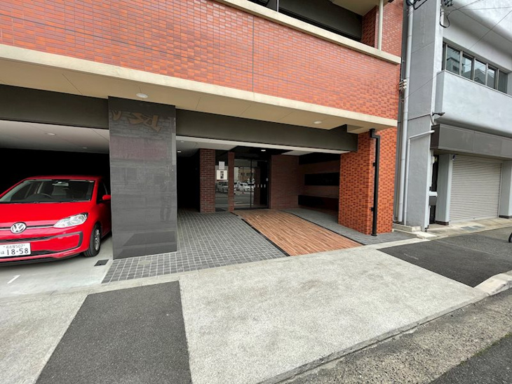 【エントランス】ヴィラエーデル名駅 