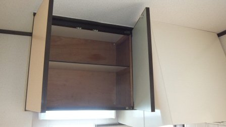 isメゾン西船橋のキッチン|キッチン上の収納です