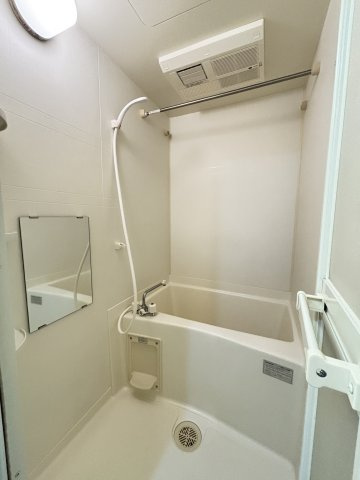 Ｕ－ＨＯＵＳＥ南柏の浴室|別のお部屋のお写真です。