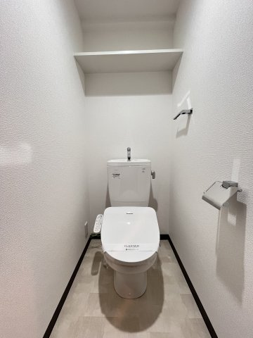 大阪市城東区野江３丁目の賃貸マンションのトイレ