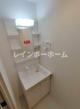 カインドネス西新井の独立洗面台