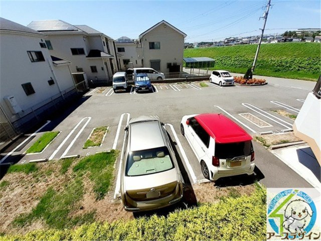 T&Nハピネスの駐車場|※パース写真