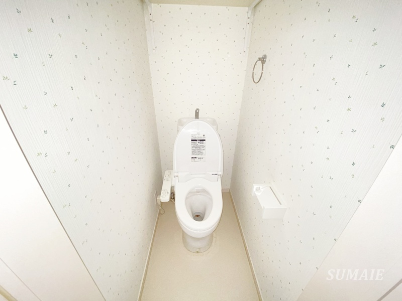 マージュ西小岩のトイレ|温水洗浄機能付きトイレです