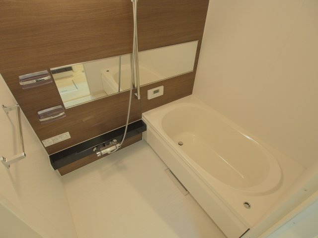 シャイネンせせらの浴室