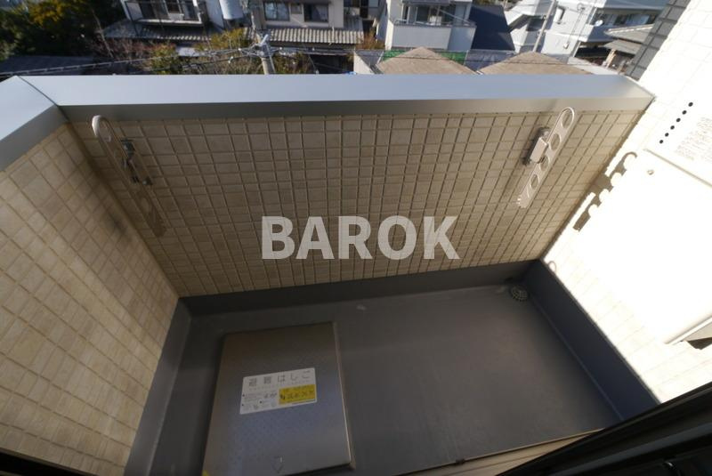 SANBATH HAKOZAKIのバルコニー