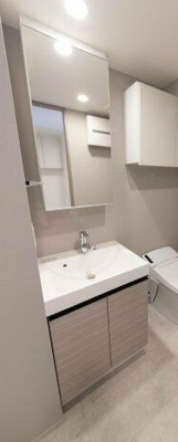 【独立洗面台】 | RESIDENCE　KOENJI | 嬉しい独立洗面台付き。