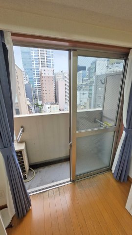 スカイコート秋葉原のバルコニー