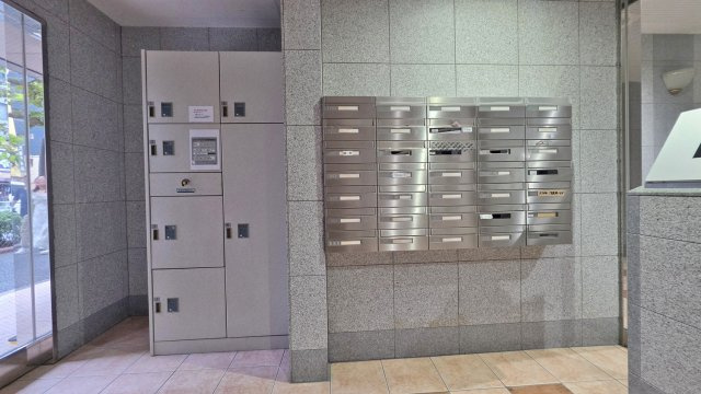 スカイコート秋葉原のその他共用部分|メールボックス・宅配ボックス