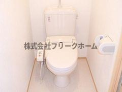 武蔵野市境南町２丁目のアパートのトイレ