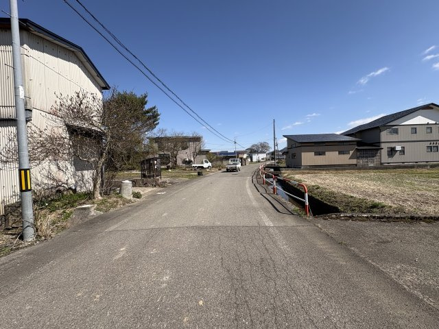  | 【建築条件なし】大仙市北楢岡 北側南側２面接道の住宅用地、事業用地 156.15坪