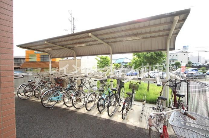 仲介手数料（賃料の1.10ヵ月）の50％OFF対象物件！のその他共用部分|駐輪場です