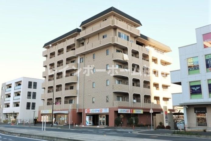 仲介手数料（賃料の1.10ヵ月）の50％OFF対象物件！の外観|きれいな外観です