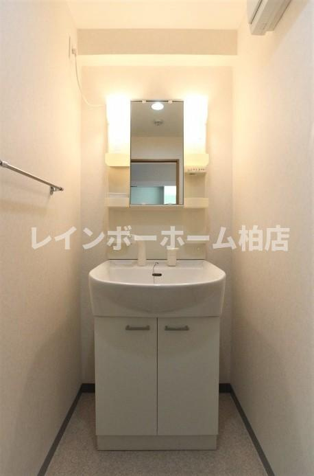 仲介手数料（賃料の1.10ヵ月）の50％OFF対象物件！の洗面所|洗髪洗面化粧台です